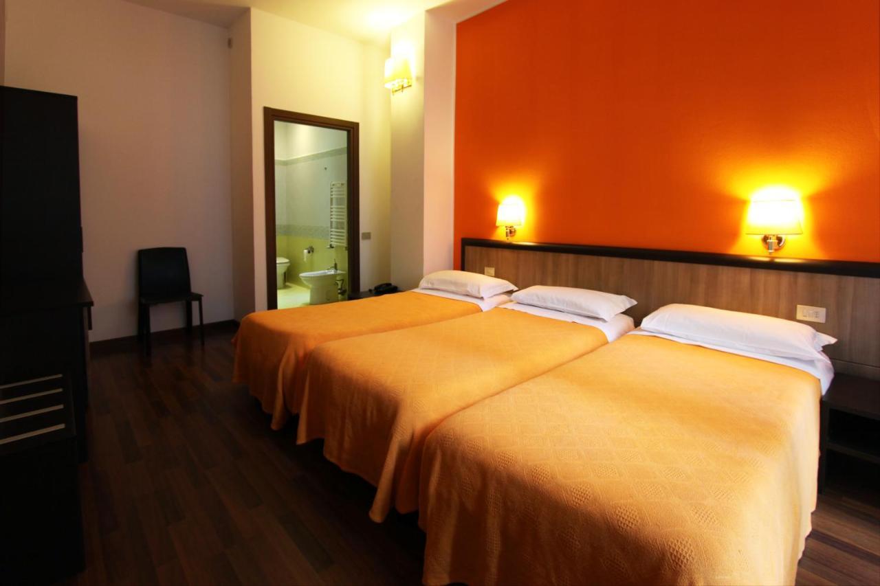Lux Hotel Durante Mediolan Zewnętrze zdjęcie