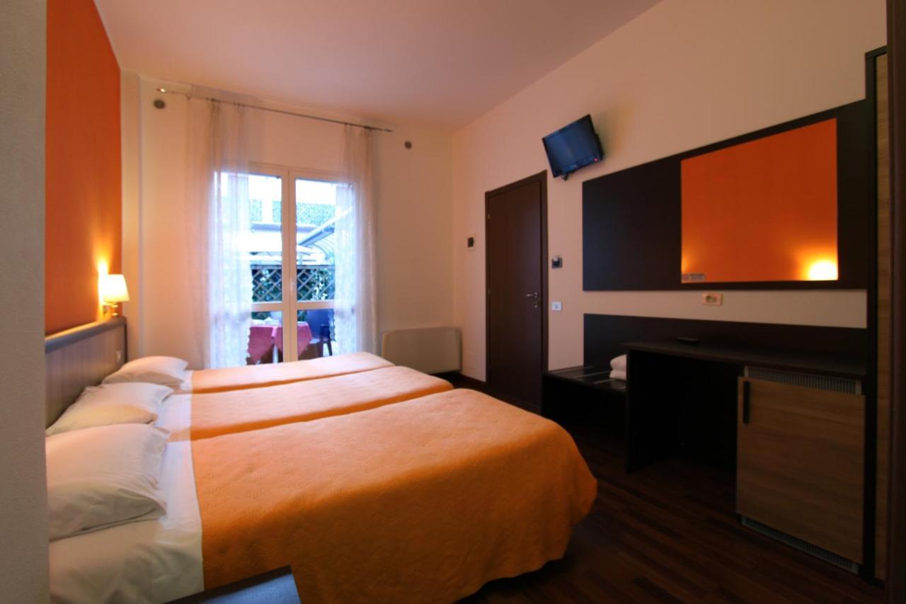 Lux Hotel Durante Mediolan Zewnętrze zdjęcie