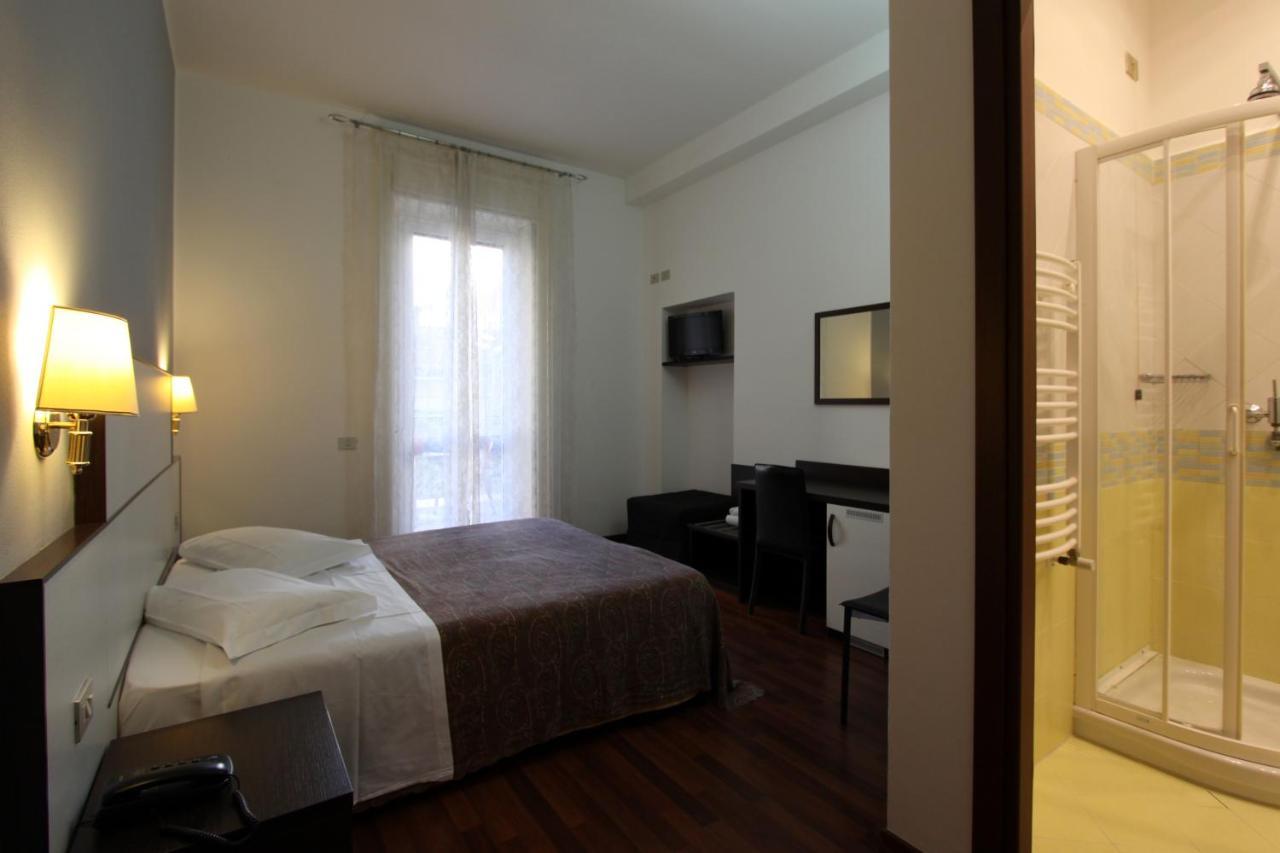 Lux Hotel Durante Mediolan Zewnętrze zdjęcie