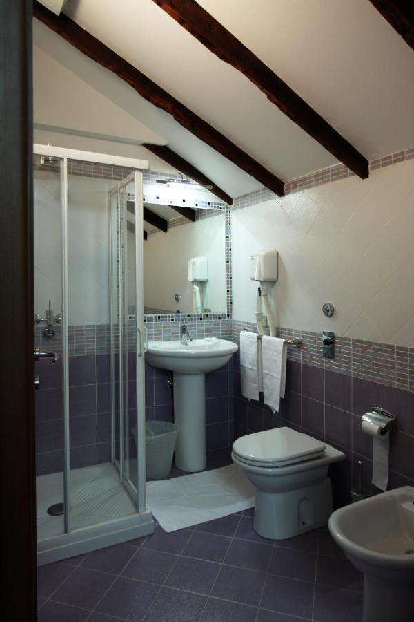 Lux Hotel Durante Mediolan Zewnętrze zdjęcie