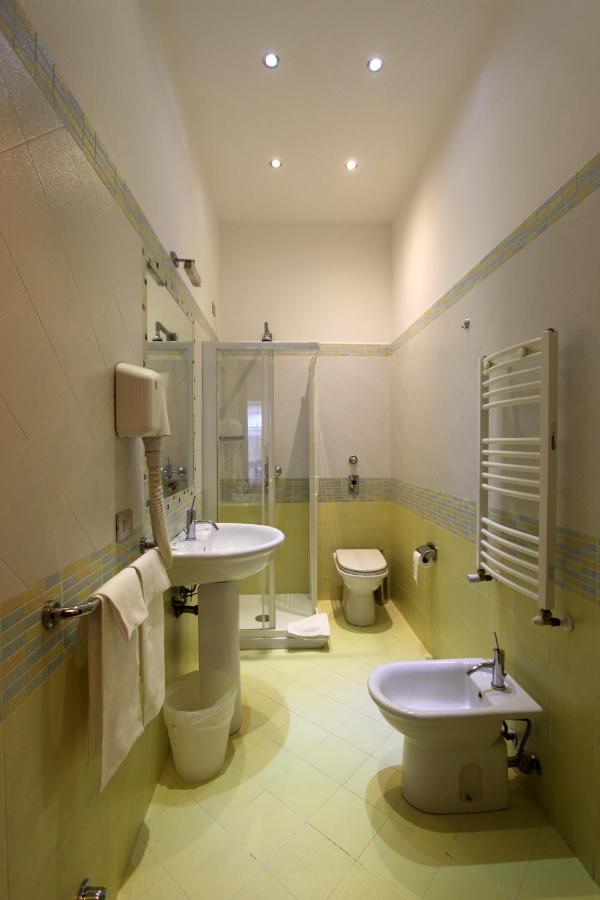 Lux Hotel Durante Mediolan Zewnętrze zdjęcie