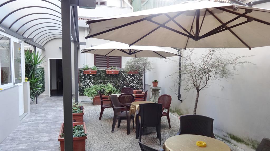 Lux Hotel Durante Mediolan Zewnętrze zdjęcie