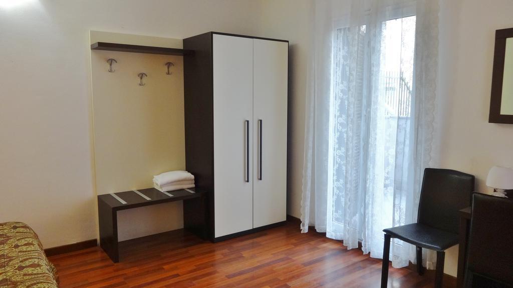 Lux Hotel Durante Mediolan Zewnętrze zdjęcie